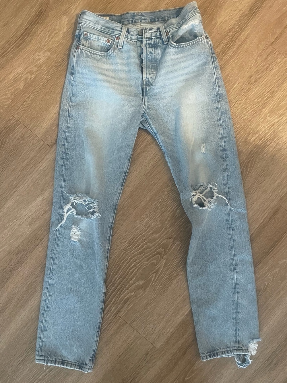 LEVIS Light Wash Distressed High-Rise Jeans